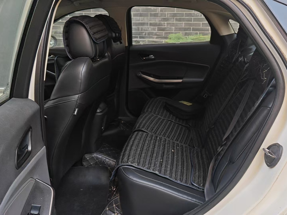 Ford Escort 2015 Ford Escort 2015 car image