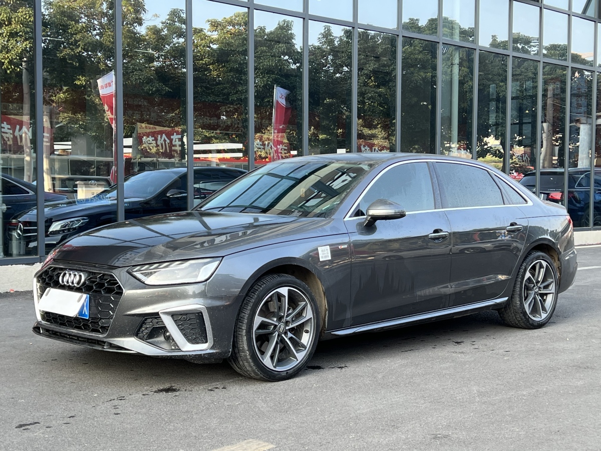 Audi A4L 2021 Audi A4L 2021 car image