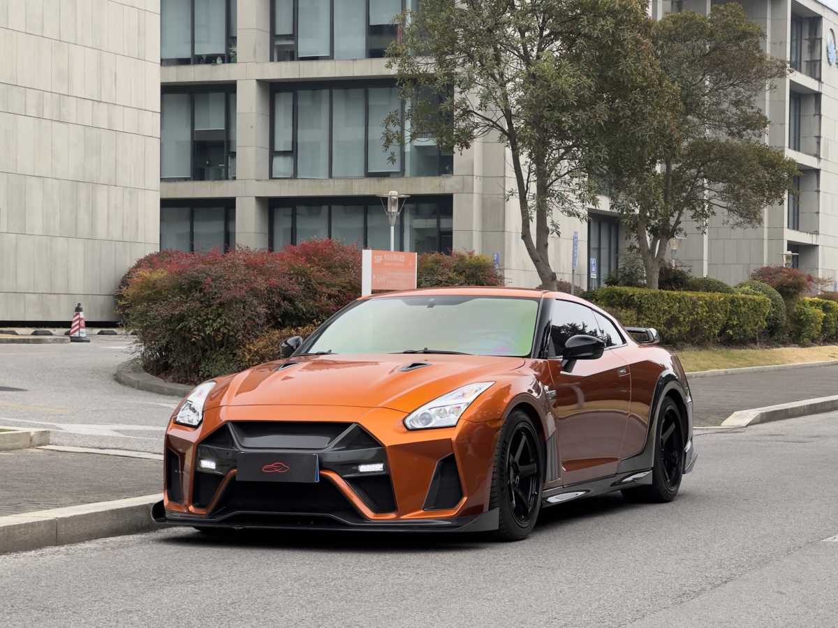 Nissan GT-R 2018 汽车图片 