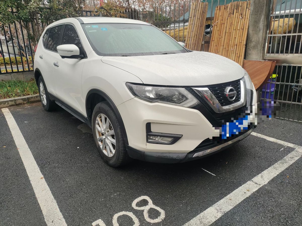 Nissan X-Trail 2017 Nissan X-Trail 2017 car image