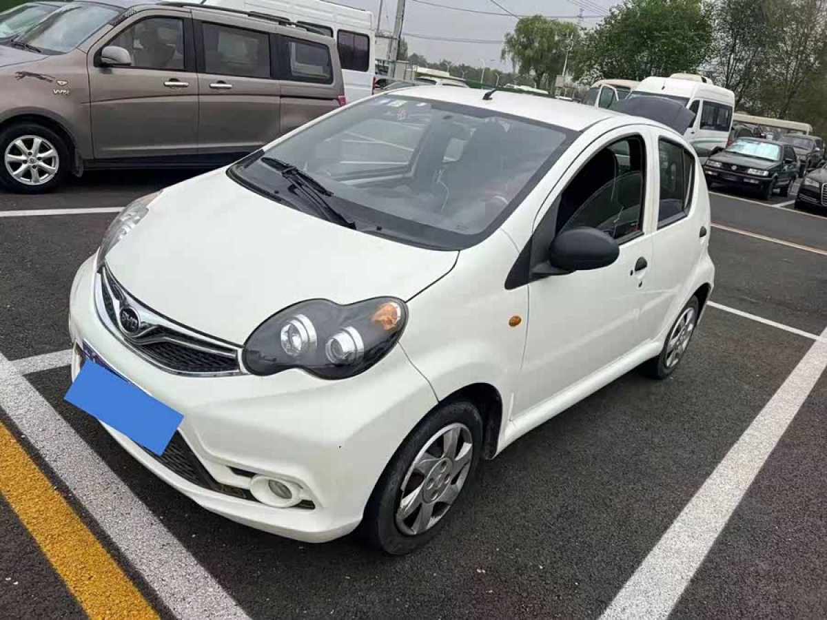 BYD 2014 BYD 2014 car image
