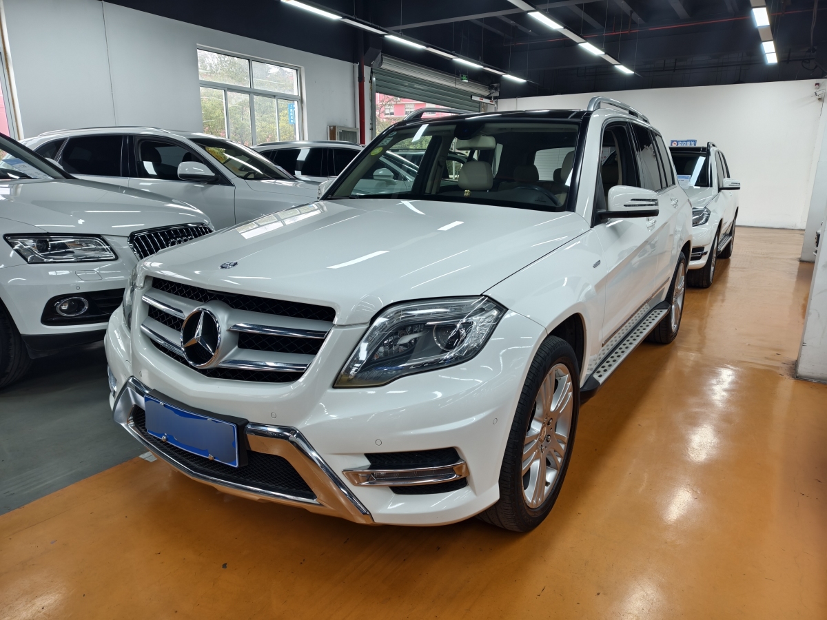 Mercedes-Benz GLK Class 2014 Mercedes-Benz GLK Class 2014 car image
