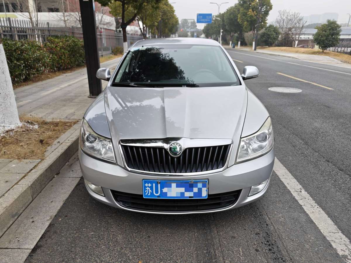 Skoda Octavia 2013 immagine di auto 