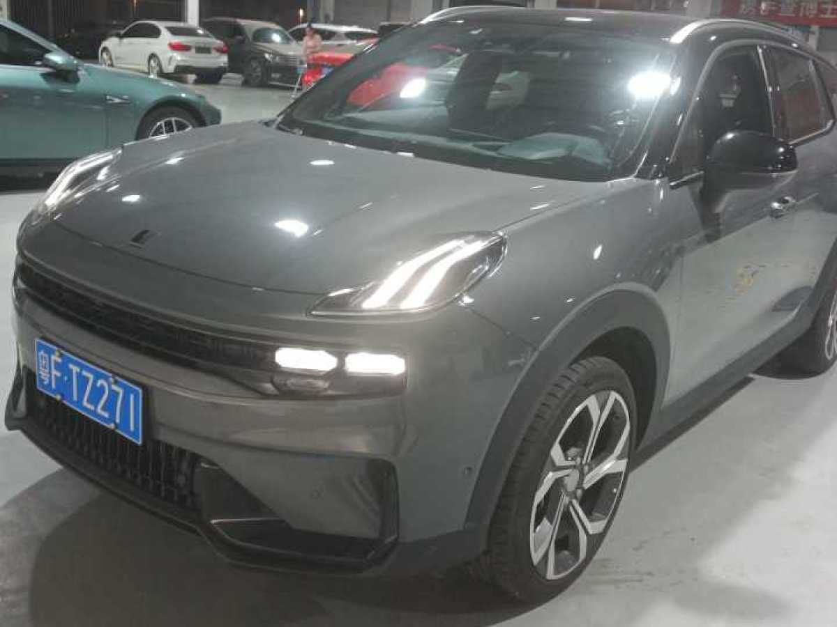 Lynk & Co 06 2024 car image 