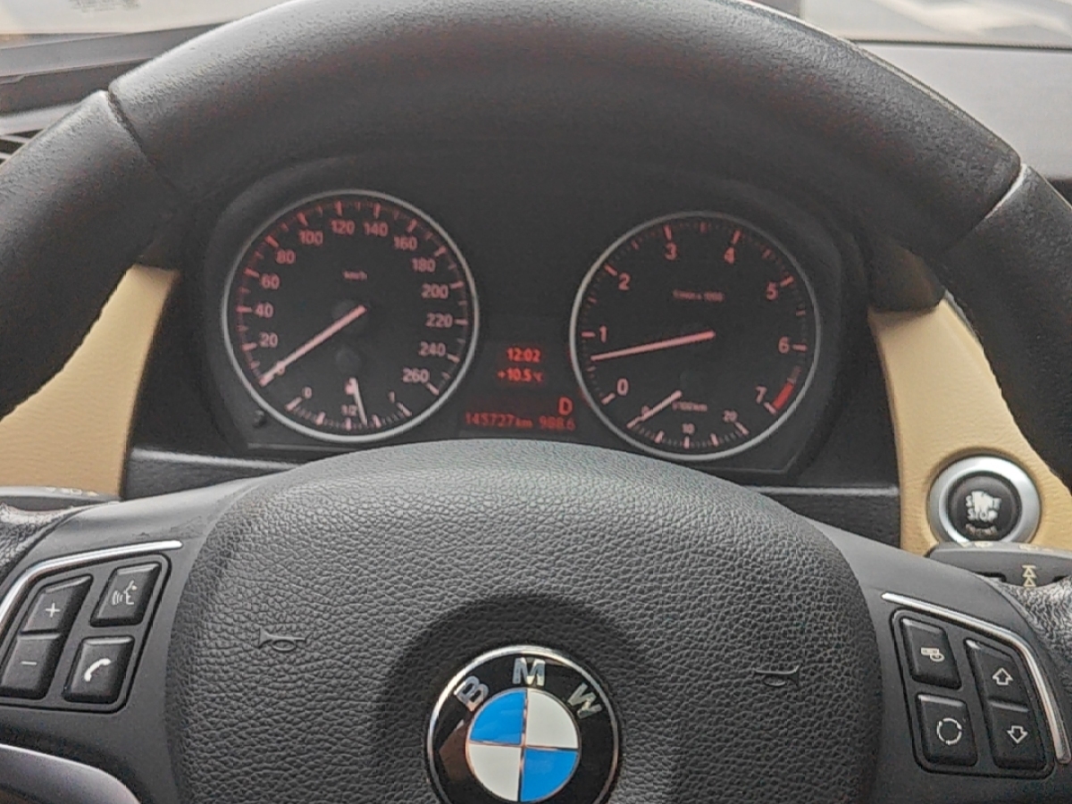 BMW X1 2013 car image 