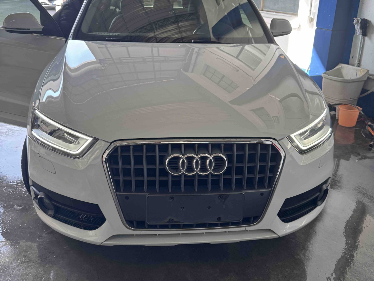 Audi Q3 2015 car image 