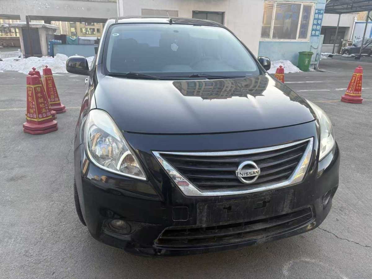 Nissan Sunny 2012 汽车图片 