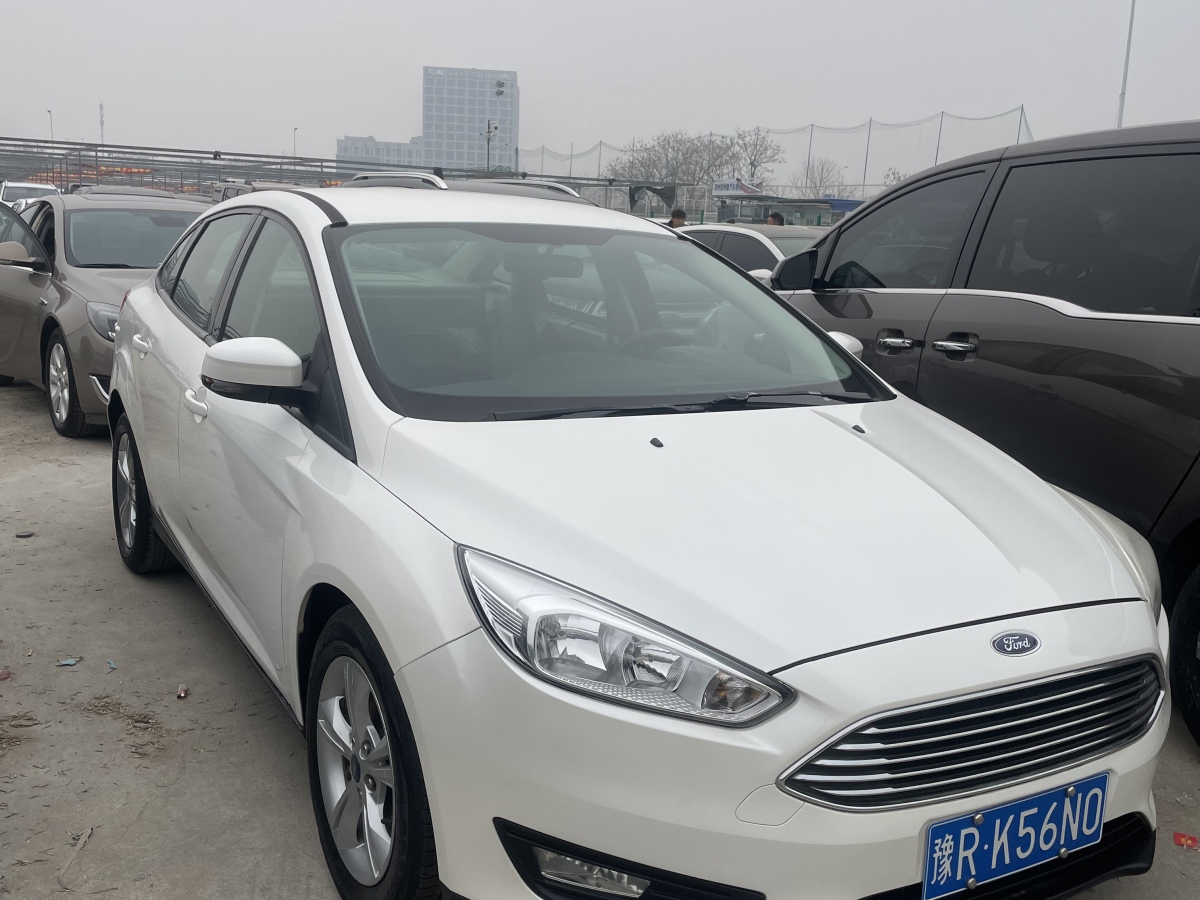 Ford Focus 2018 Ford Focus 2018 car image