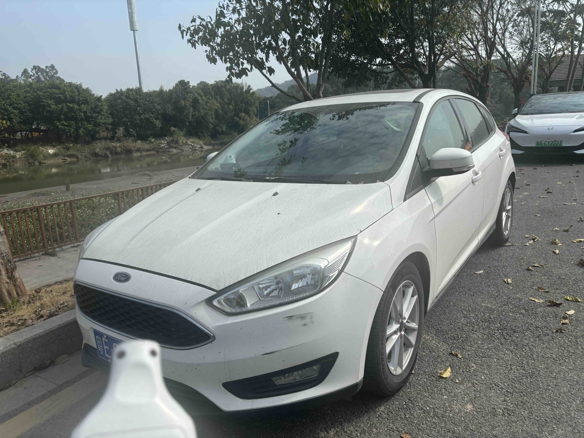 Ford Focus 2017 Ford Focus 2017 car image