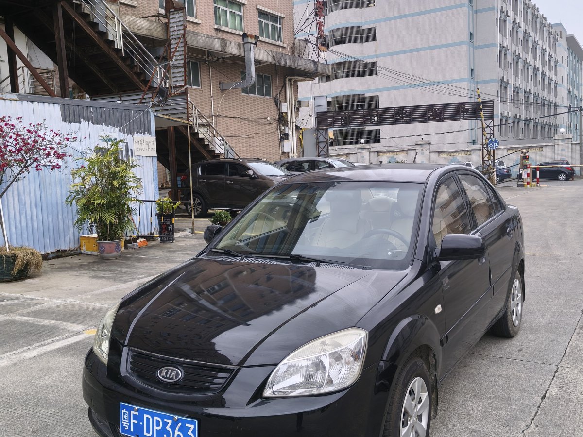 Kia Rio 2010 汽车图片 