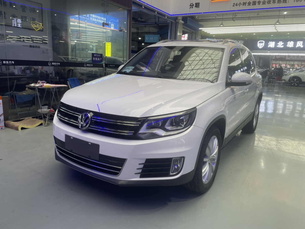 Volkswagen Tiguan 2014 car image 