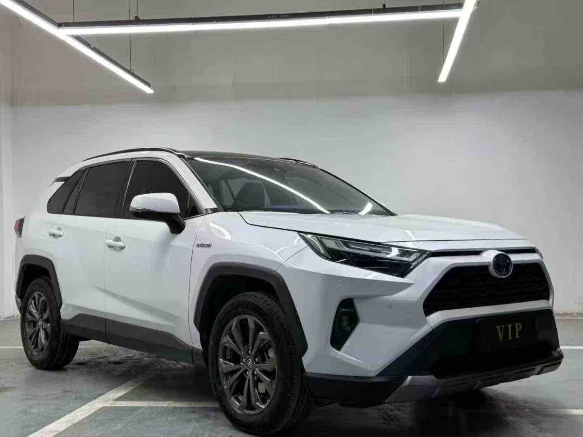 Toyota RAV4 2024 Toyota RAV4 2024 car image