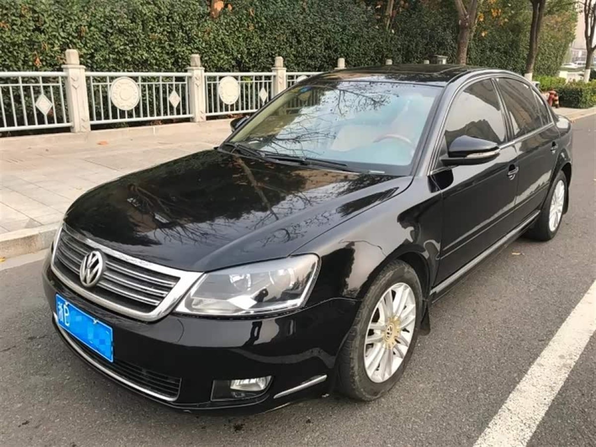 Volkswagen Passat Lingyu 2010 car image 