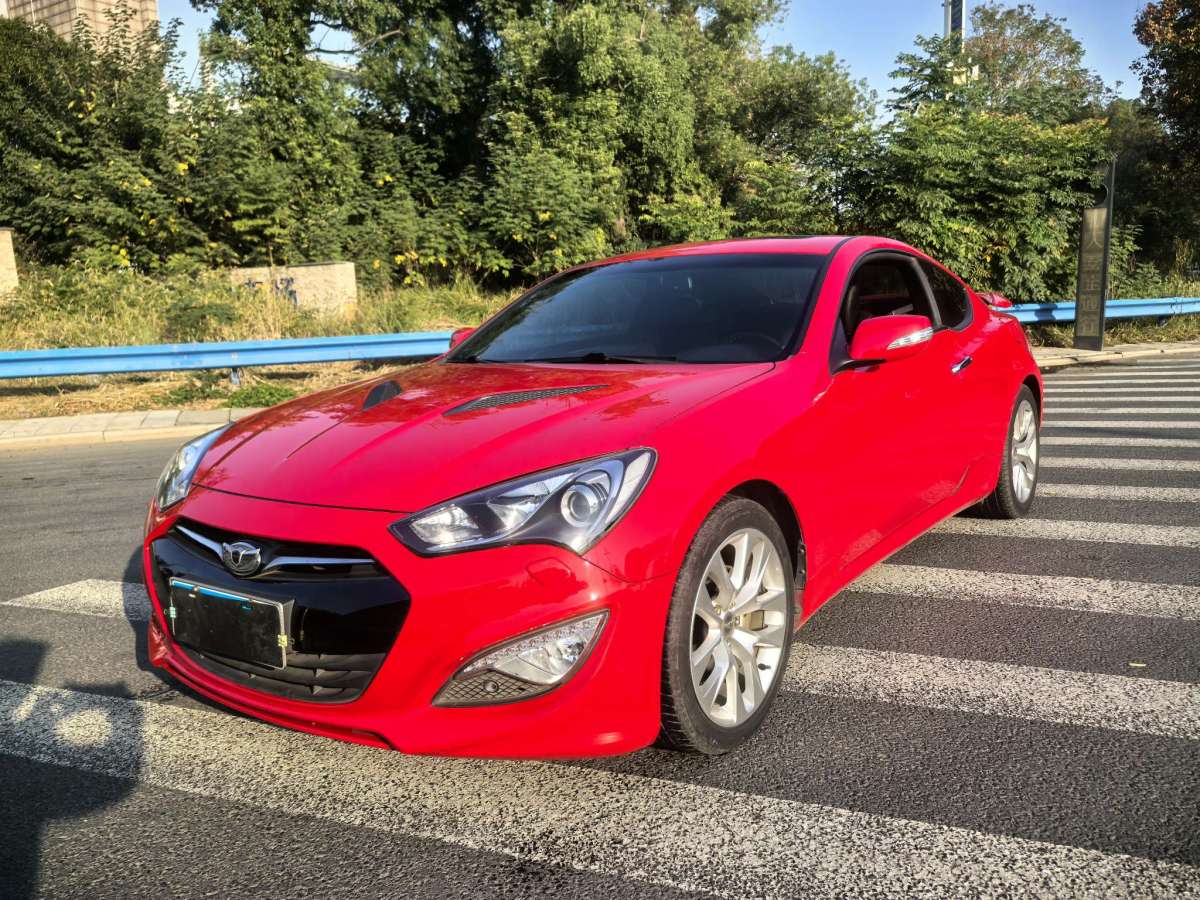 Hyundai Rohens-Coupe 2015 Hyundai Rohens-Coupe 2015 car image