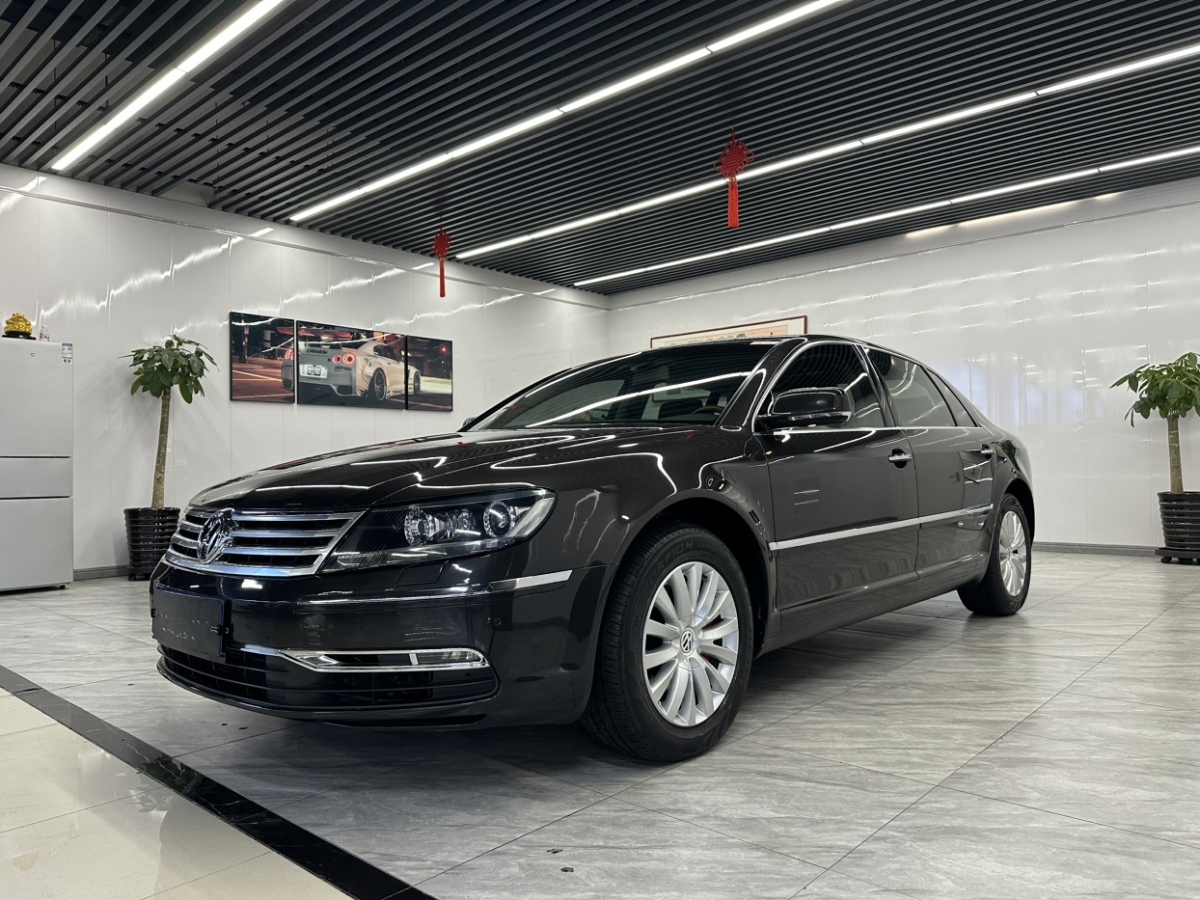 Volkswagen Pheaton 2012 Volkswagen Pheaton 2012 immagine di auto