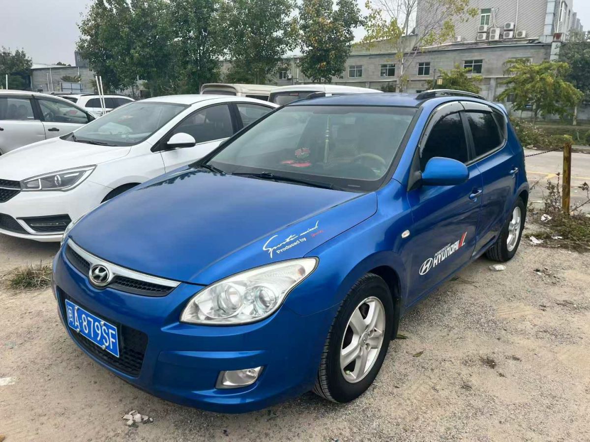 Hyundai i30 2010 car image 