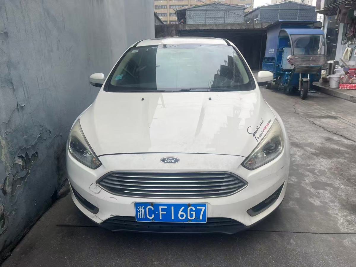 Ford Focus 2014 Ford Focus 2014 car image