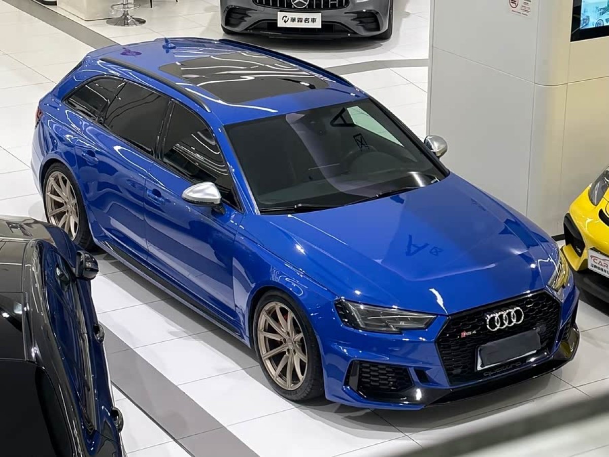 Audi RS 4 2019 car image 