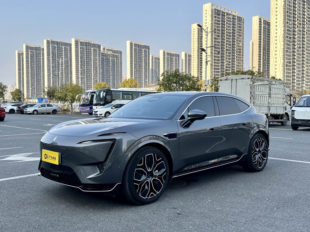 Avatr 11 2024 car image 