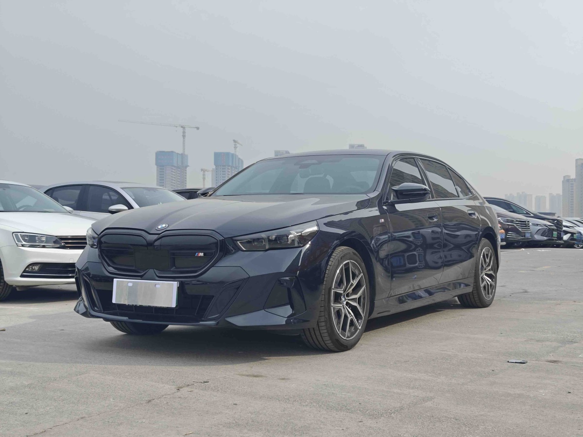 BMW i5 2024 BMW i5 2024 car image