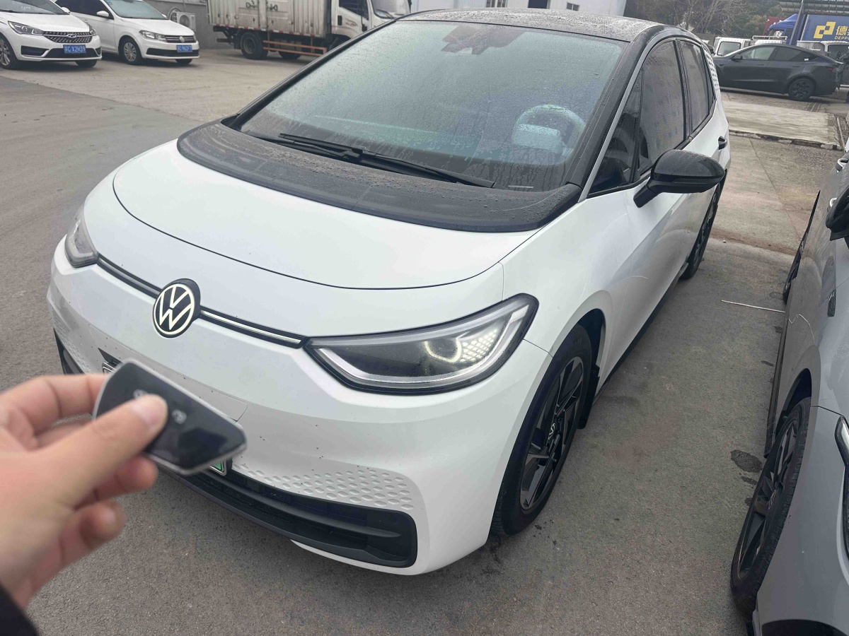 Citroen ID.3 2024 car image 