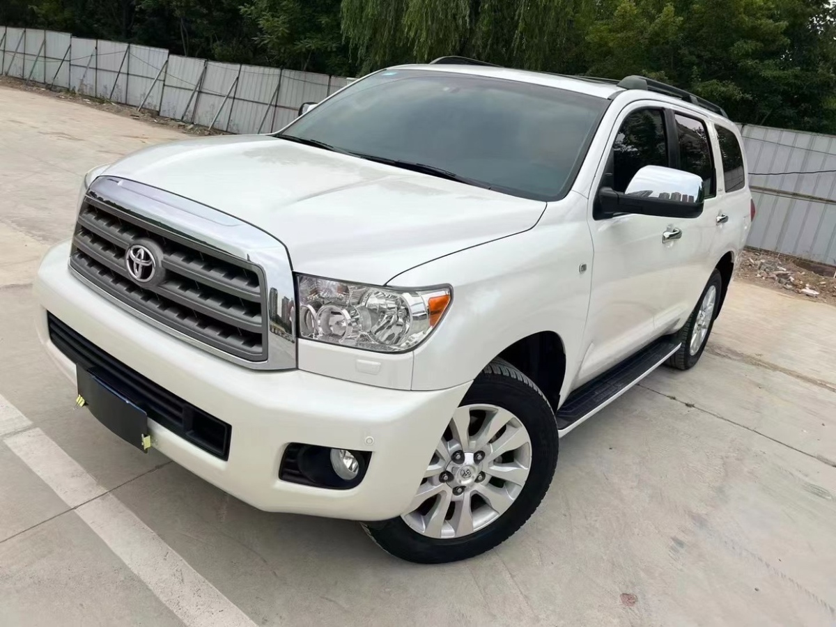 Toyota Sequoia 2015 汽车图片 