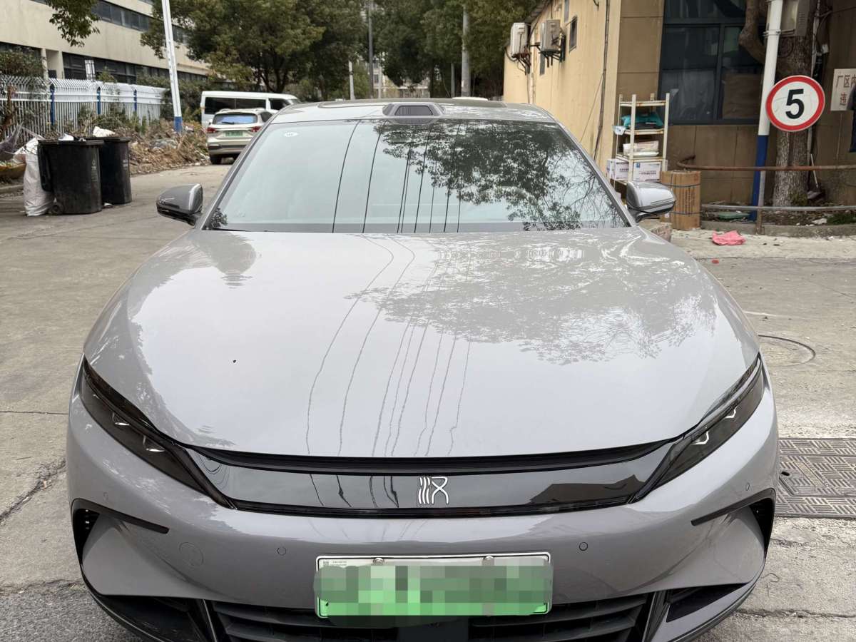 BYD Han 2025 car image 
