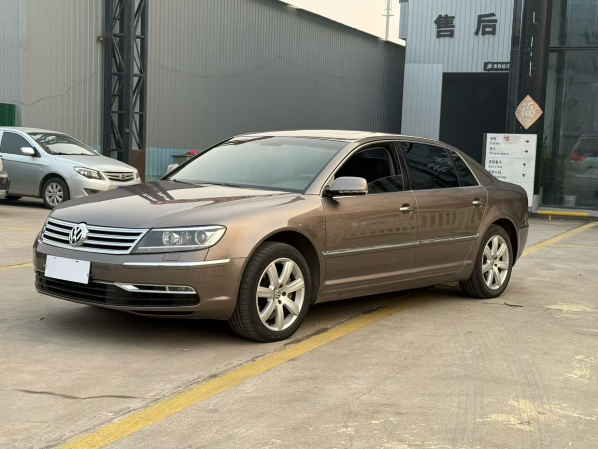 Volkswagen Pheaton 2013 Volkswagen Pheaton 2013 immagine di auto