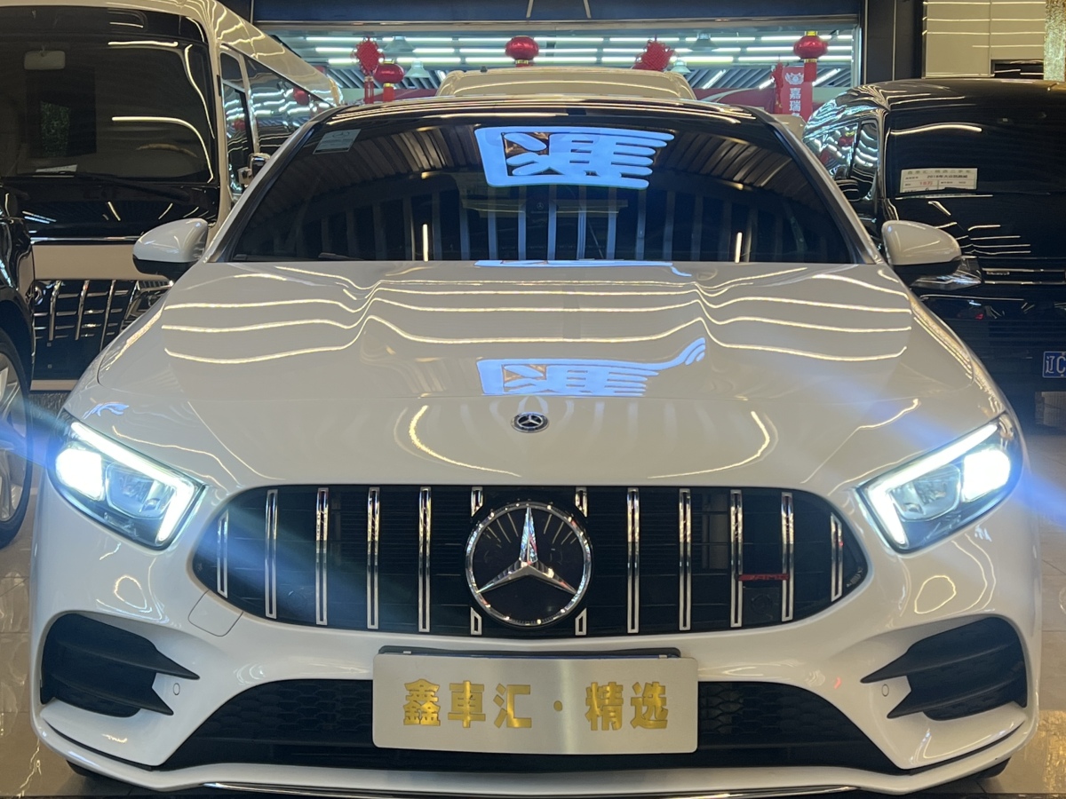Mercedes-Benz A Class 2019 car image 