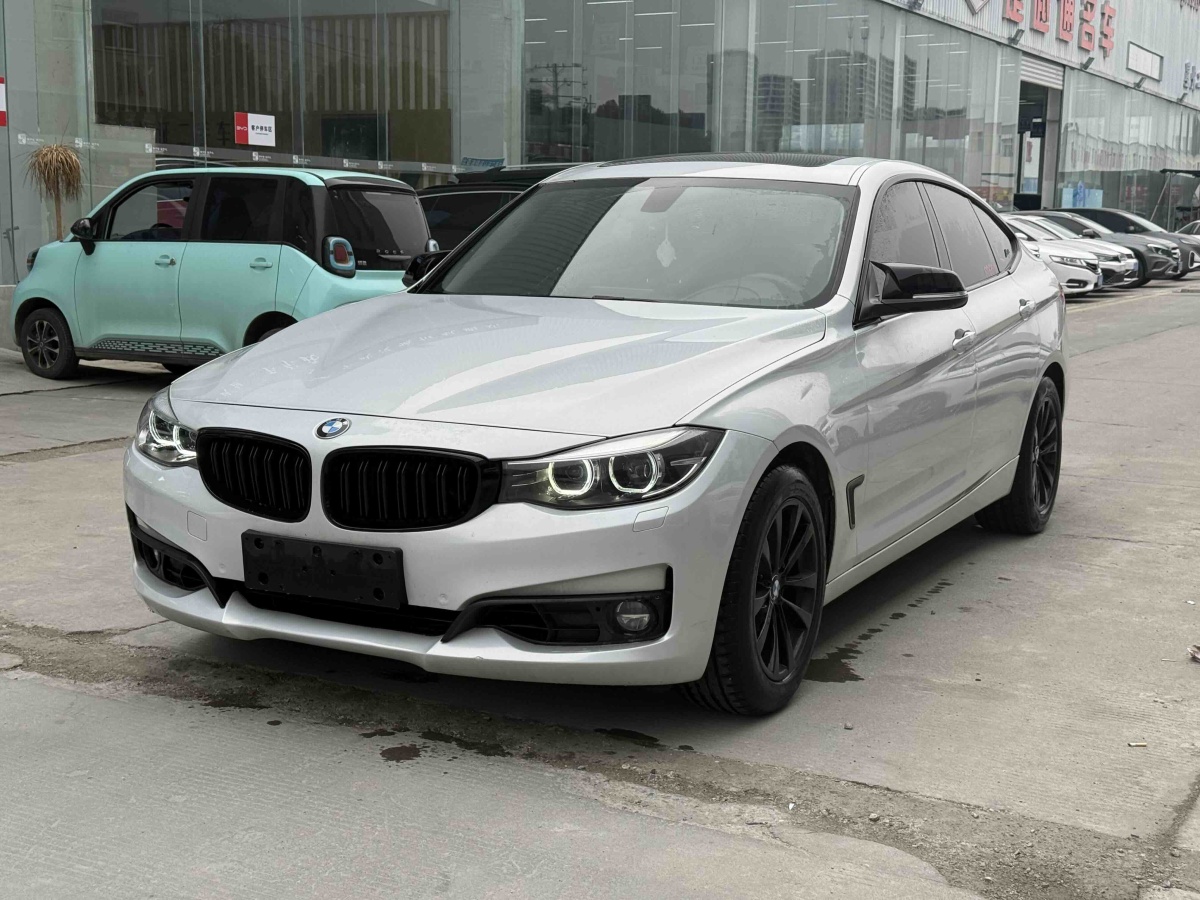BMW 3 Series GT 2016 BMW 3 Series GT 2016 immagine di auto