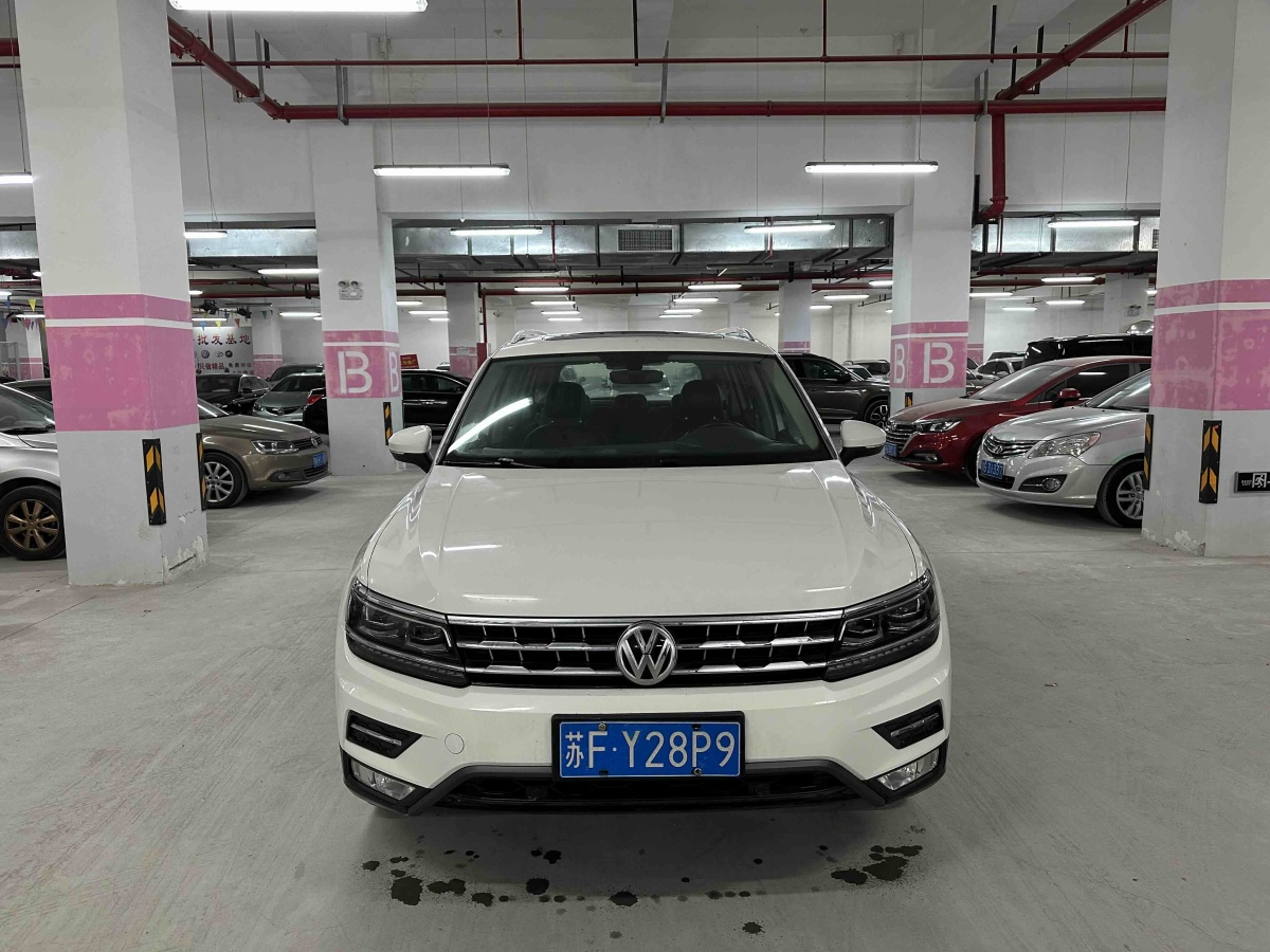 Volkswagen Tiguan X 2017 Volkswagen Tiguan X 2017 car image