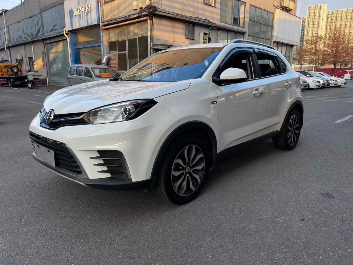 MG 2017 MG 2017 car image