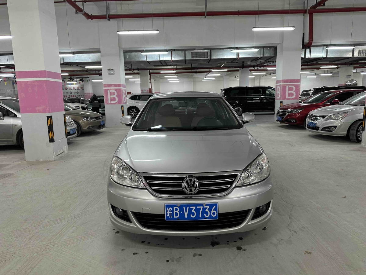 Volkswagen Lavida 2011 car image 