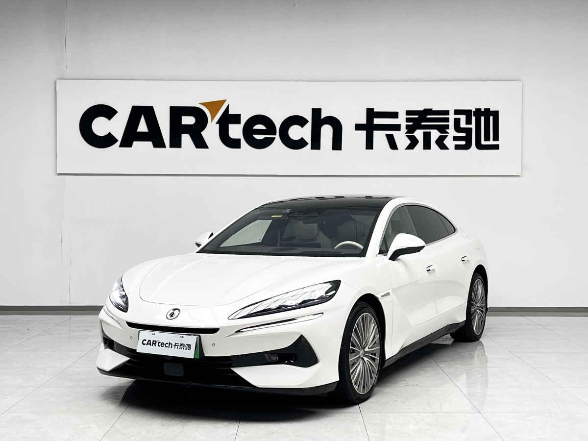 Denza Z9 2024 Denza Z9 2024 immagine di auto