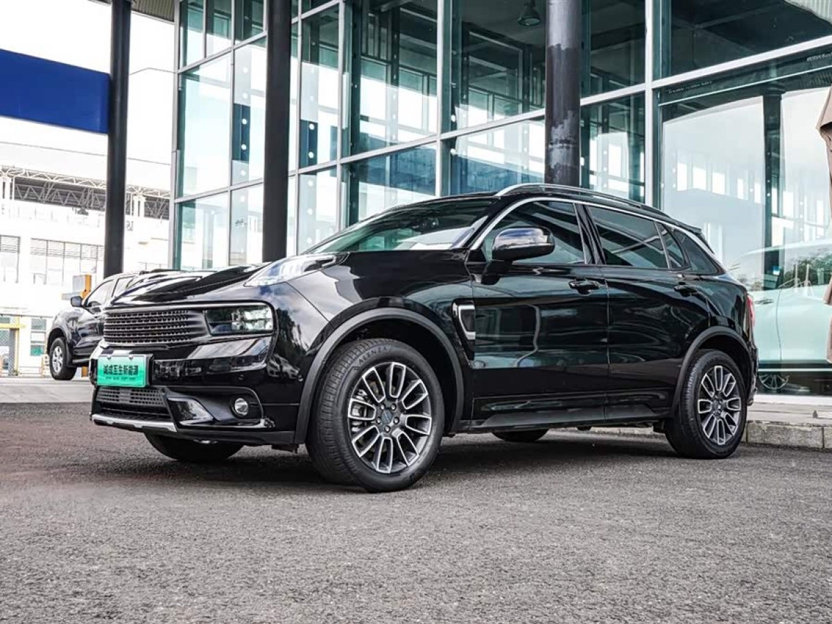 Lynk & Co 01 EM-P 2020 car image 