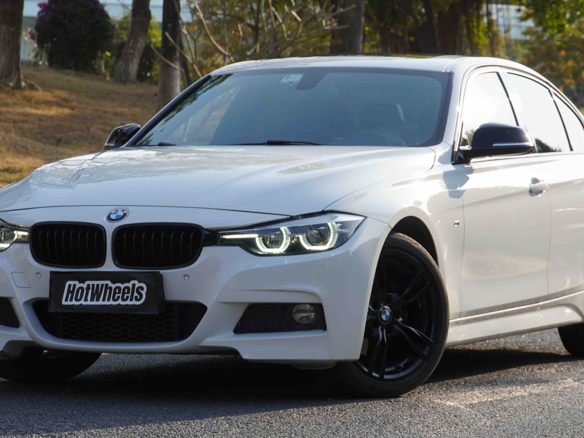 BMW 3 Series GT 2019 BMW 3 Series GT 2019 immagine di auto
