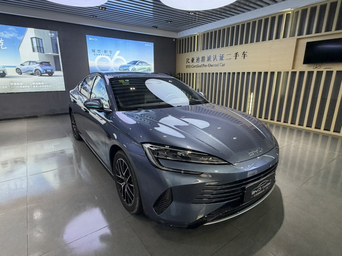 BYD Seal 07 DM-i 2025 imagem de carro 