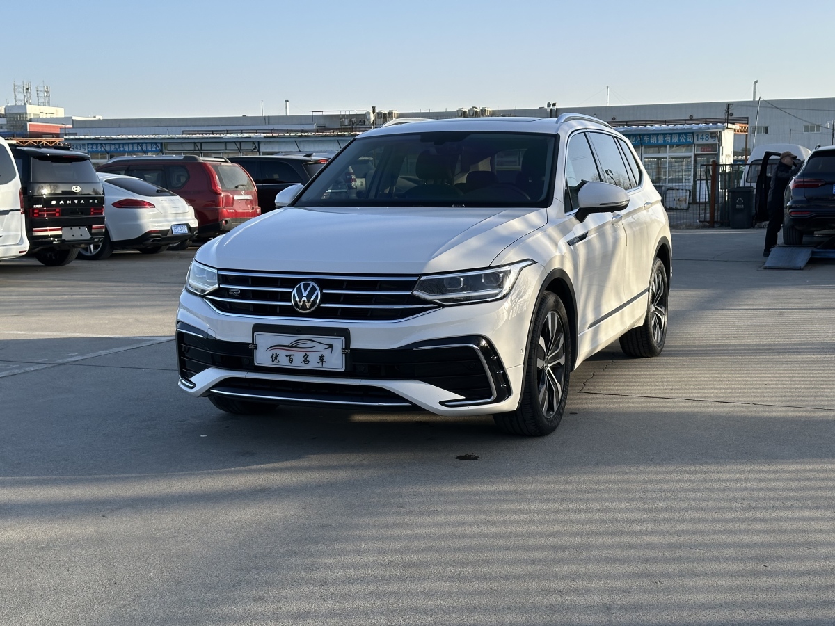 Volkswagen Tiguan L 2021 car image 
