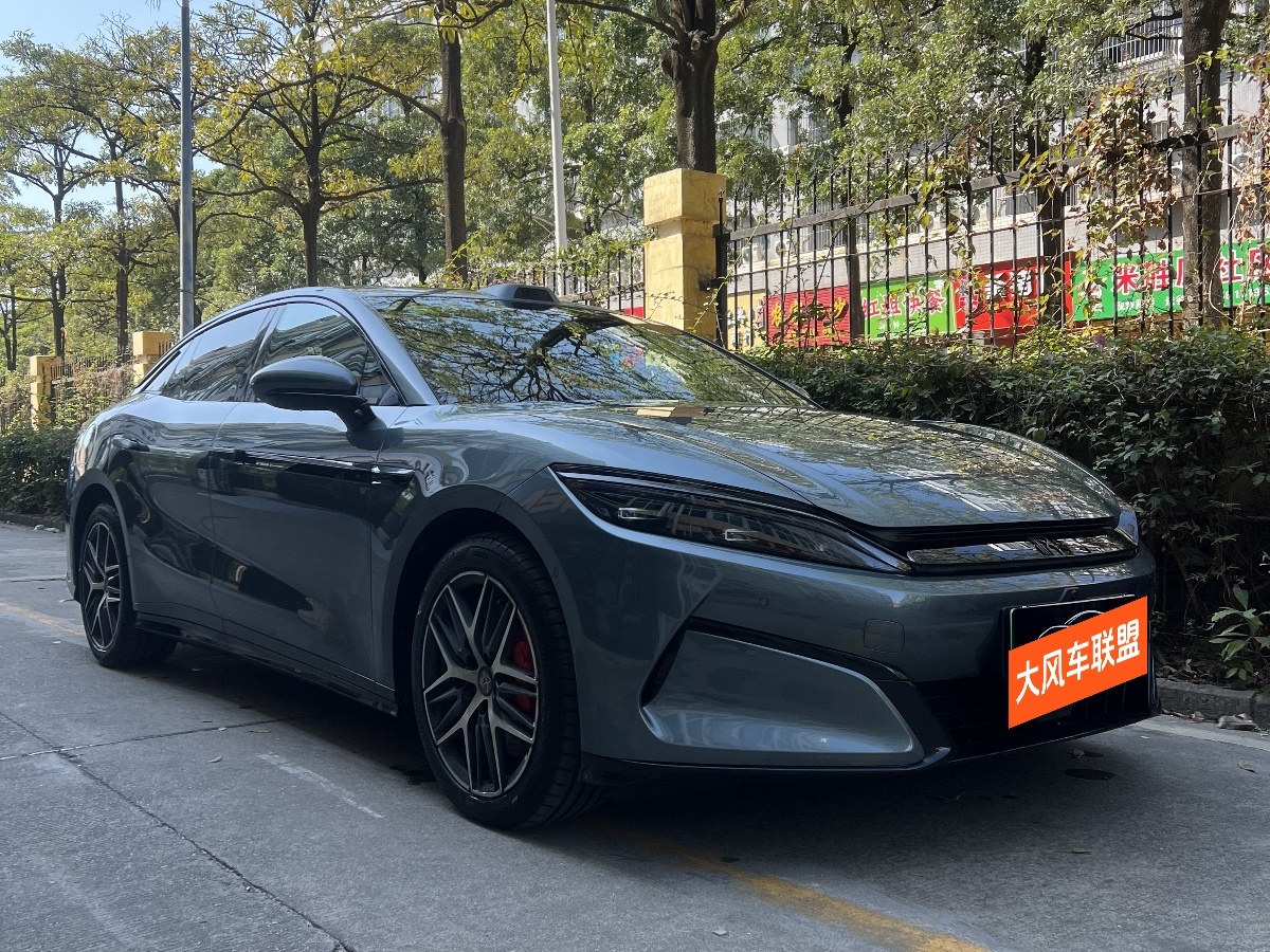 BYD HanL 2025 car image 