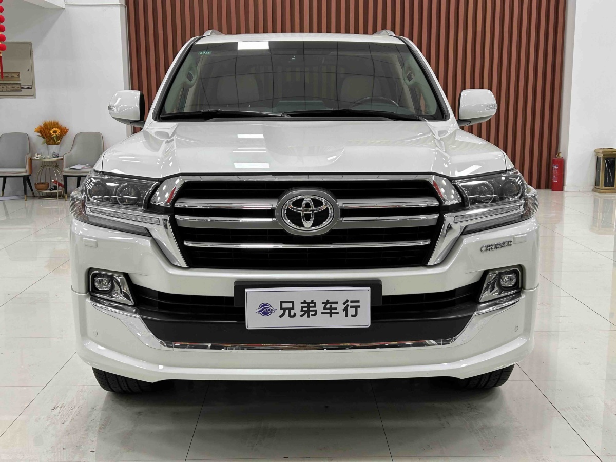 Toyota Land Cruiser 2019 Toyota Land Cruiser 2019 immagine di auto