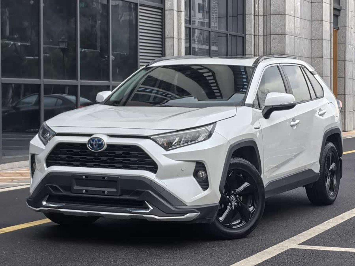Toyota RAV4 Hybird E+ 2021 Toyota RAV4 Hybird E+ 2021 汽车图片