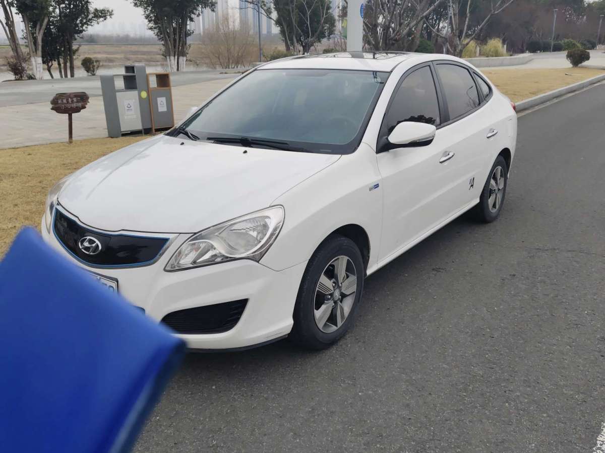 Hyundai Elantra EV 2019 Hyundai Elantra EV 2019 car image