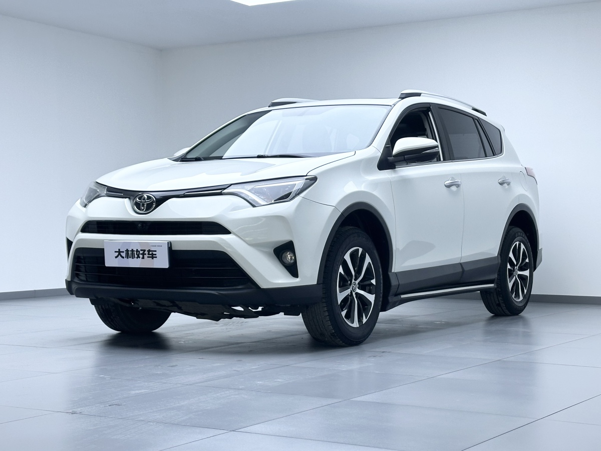 Toyota RAV4 2018 car image 
