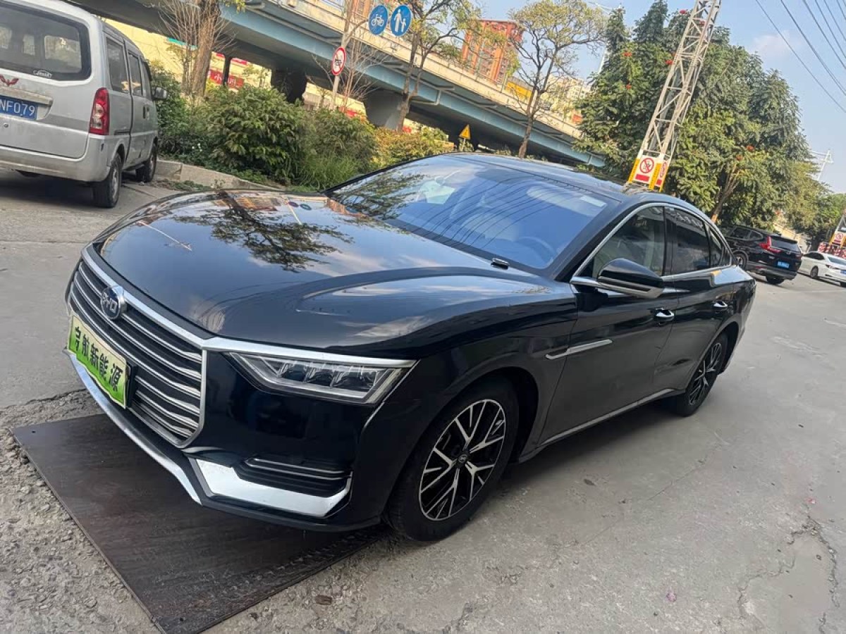 BYD e9 2021 car image 