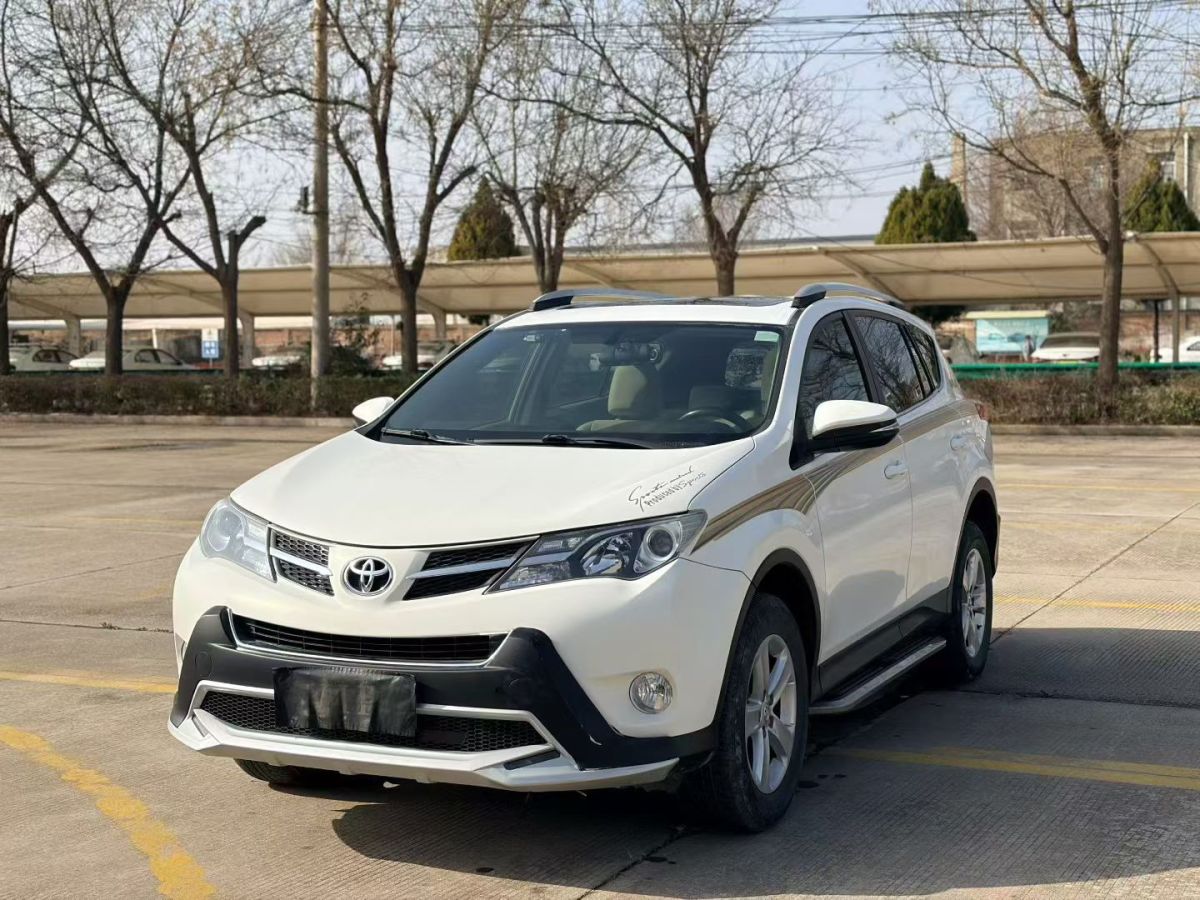 Toyota RAV4 2014 car image 