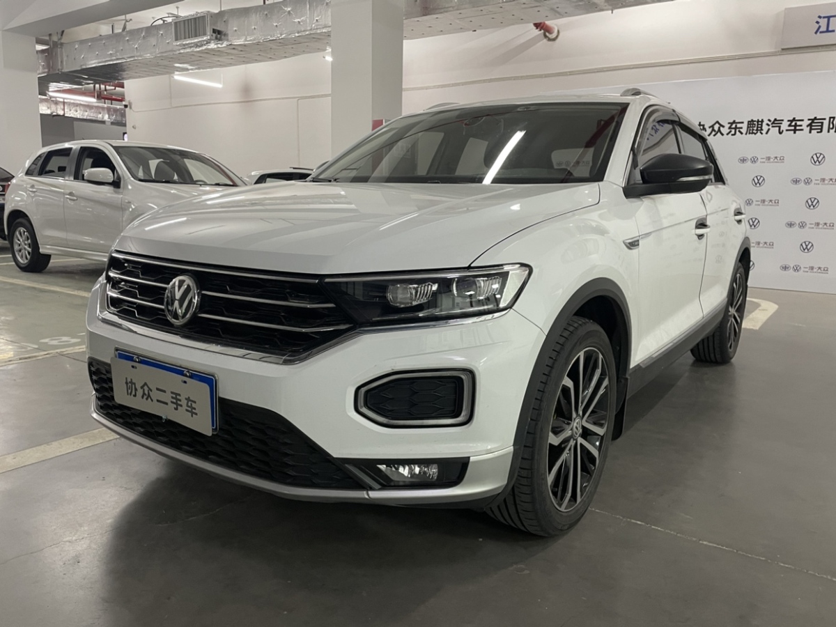 Volkswagen T-Roc 2020 immagine di auto 