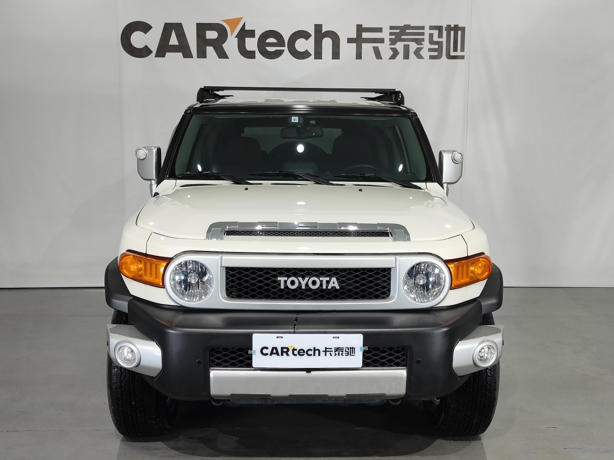 Toyota FJ Cruiser 2017 汽车图片 