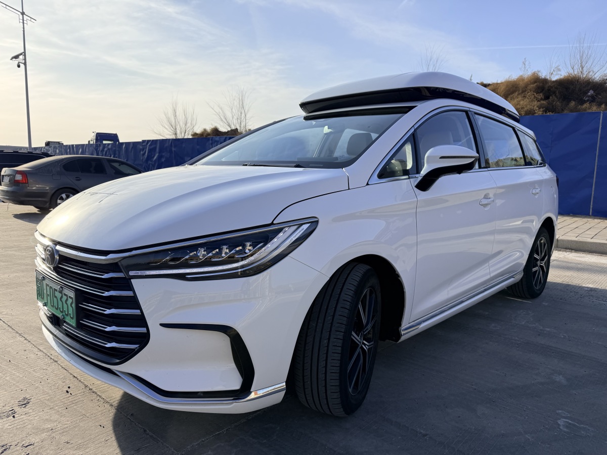 BYD Song MAX New Energy 2023 car image 