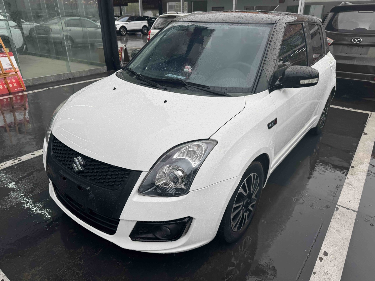 Suzuki Swift 2018 汽车图片 