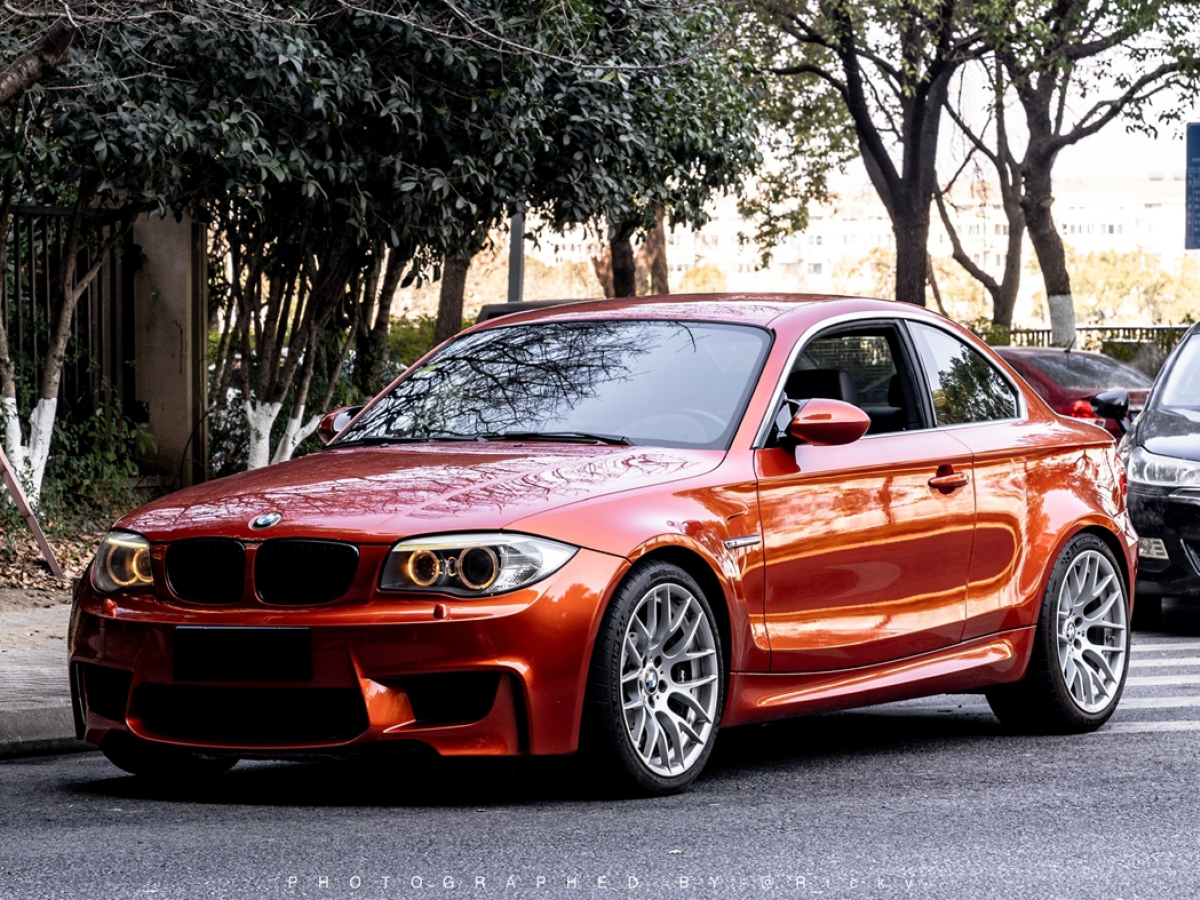 BMW 1 Series M 2011 汽车图片 